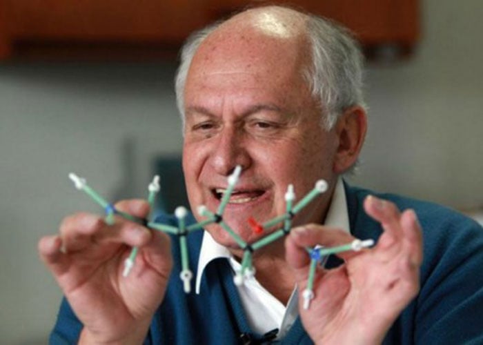 Patarroyo muestra que ser pilo no siempre paga