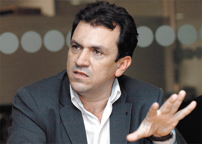 Alonso Salazar insistirá en la alcaldía de Medellín