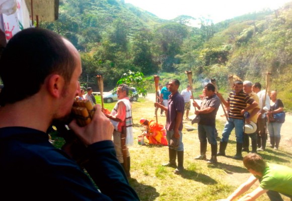 Que corra el agua donde corría la guerra