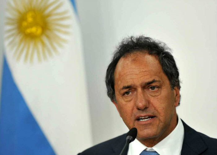 Scioli, en la delantera por la presidencia de Argentina