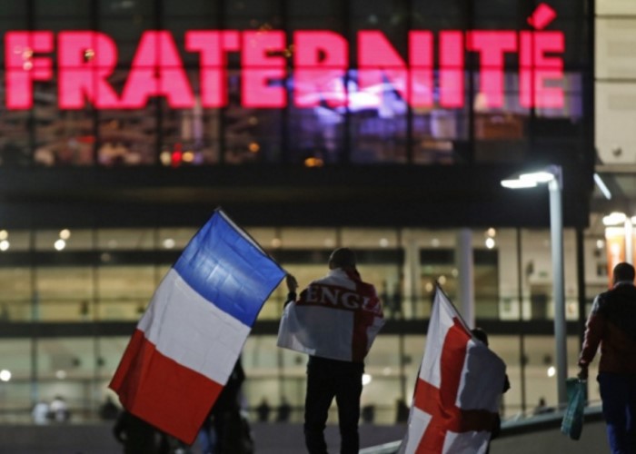 Así fue el homenaje a Francia en Londres