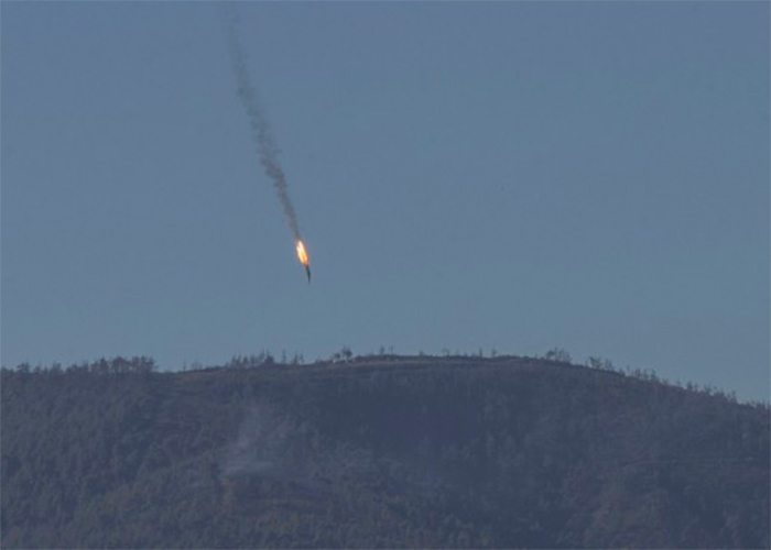 Video del momento que Turquía derriba un avión Ruso