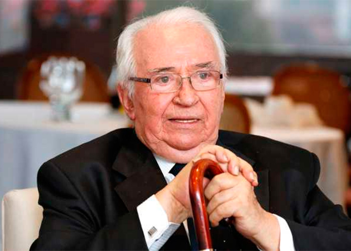 Belisario Betancur romperá su silencio en la ceremonia de perdón