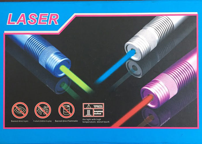 Niños podrían quedar ciegos por usar láser