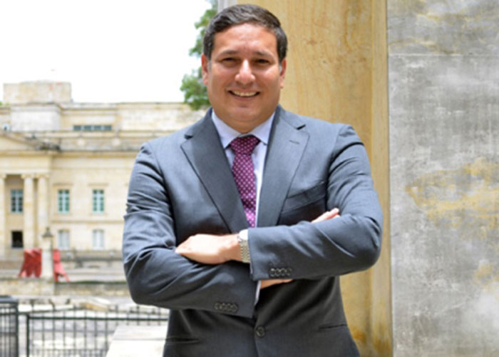 La diálisis política del excongresista Roberto Herrera