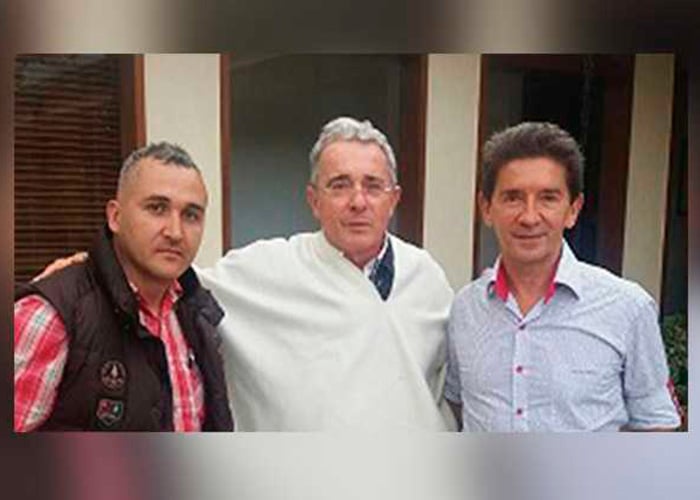 El dilema del Luis Pérez para sellar su alianza con Uribe