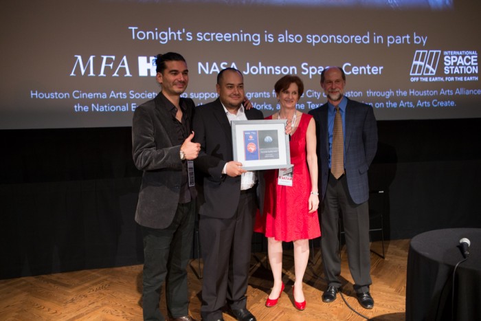 Nasa premia a joven director de cine colombiano