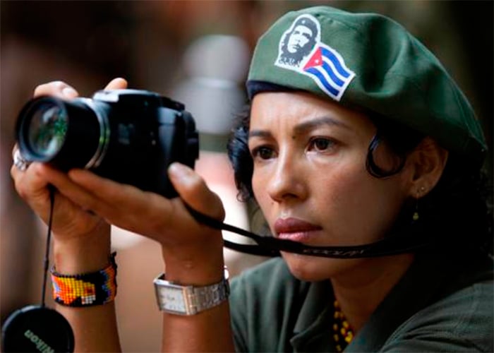 Camila Cienfuegos: la cara de las Farc frente a la prensa internacional