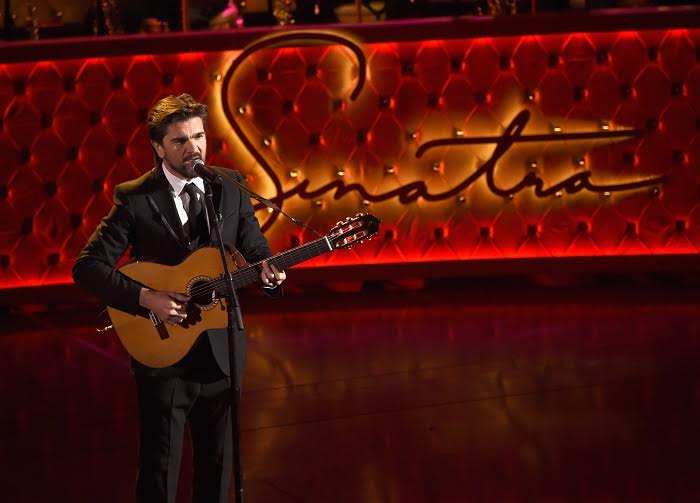 Juanes, el único artista latino en homenajes a Frank Sinatra y John Lennon
