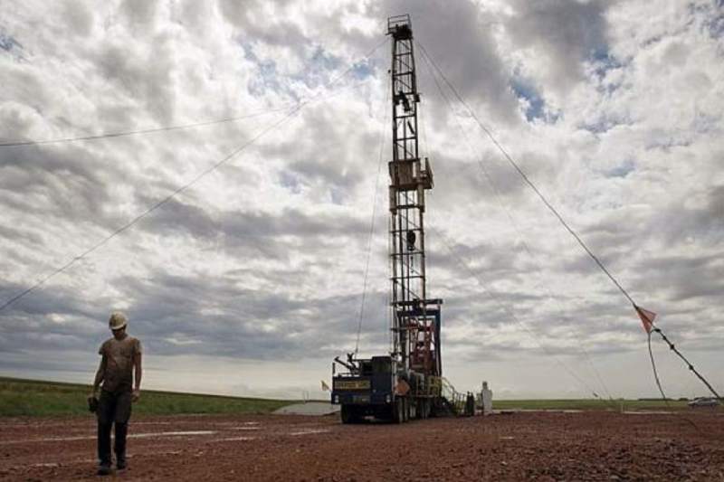 De cara a 2016, así va la crisis petrolera