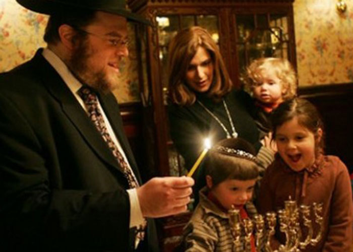 La Navidad y la fiesta judía de las luces