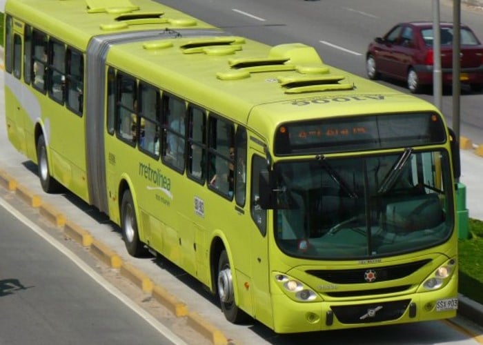 Metrolínea: el servicio de transporte público más caro de Colombia