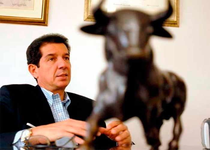 Pepe Lafaurie, el presidente de Fedegán, con la maleta lista para viajar a La Habana