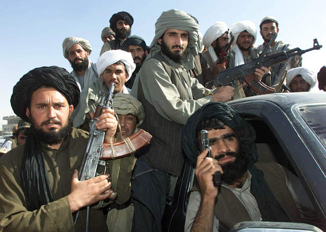 Los talibanes entran en Kabul y el presidente Ghani abandona la ciudad