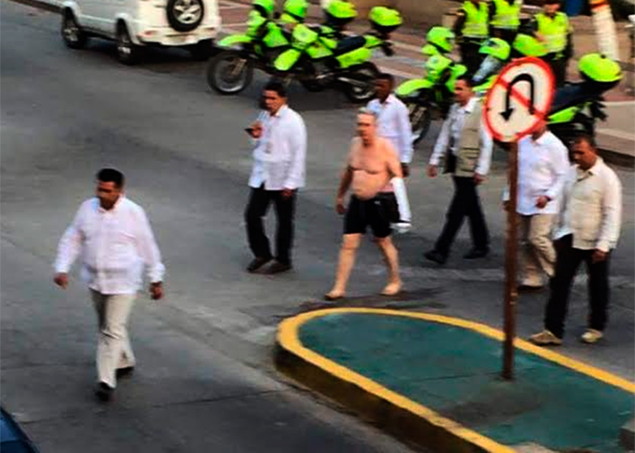 Fotos: Uribe ligero de ropa en playas de Riohacha