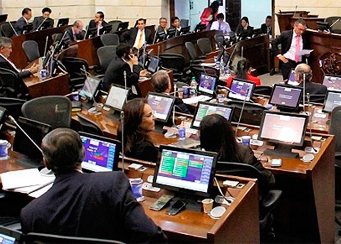 ¿Todos por la paz? Los 'padres de la patria', los propios verdugoas de la democracia