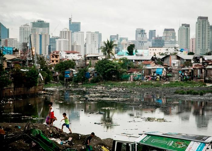 62 billonarios poseen la misma riqueza que 3.600 millones de pobres