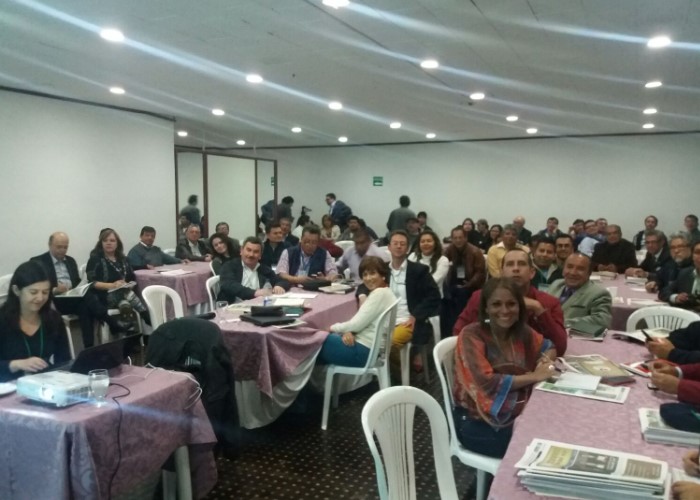 Masiva asistencia a taller periodístico de Las 2Orillas en Pasto