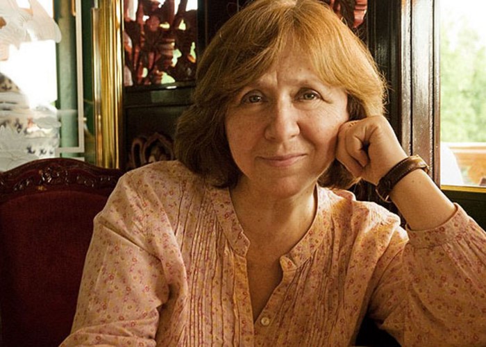 ¿Por qué la Nobel Svetlana Alexievich aceptó venir a Colombia?