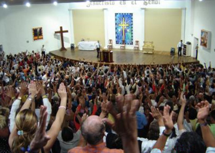 ¿Pastores o chantajistas?