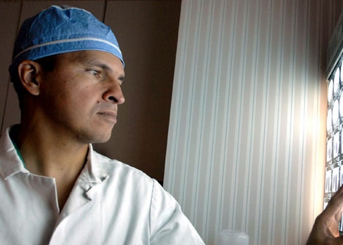 El cirujano más reconocido de Nueva York es colombiano