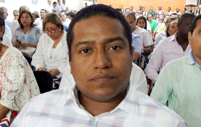 Los wayúu se encadenan para defender su hospital en la Alta Guajira
