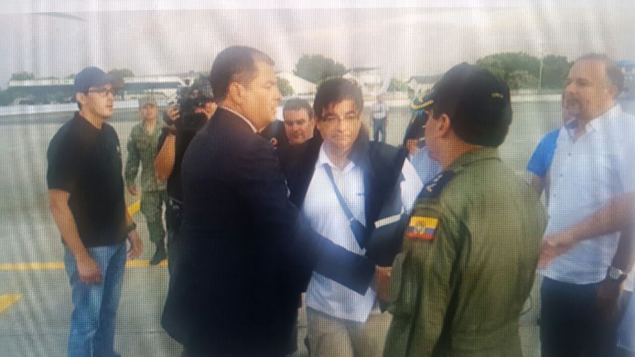 Correa aterriza a enfrentar la tragedia