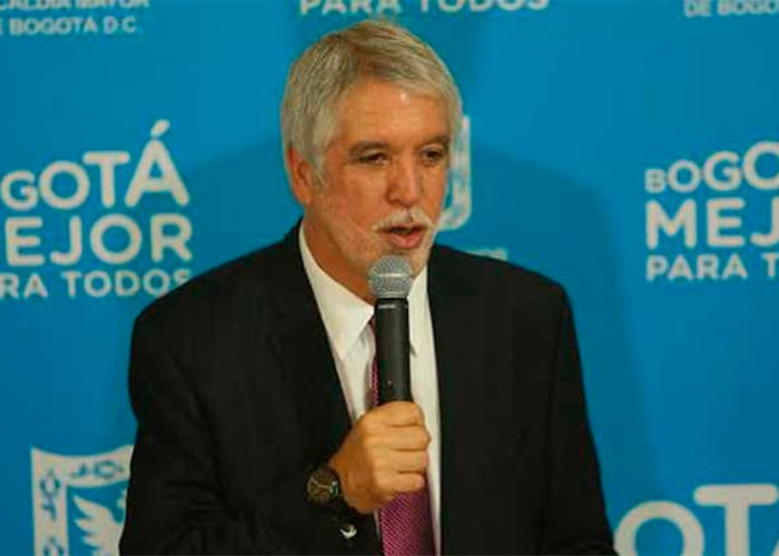 'Le docteur' y su ínsula luz