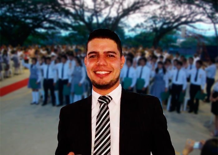 El profe a quien el pueblo de Garzón, Huila, quieren expulsar por ateo