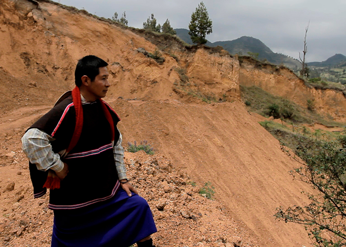  - "Nosotros somos hijos del agua. La paz es como el agua: bien fresca"