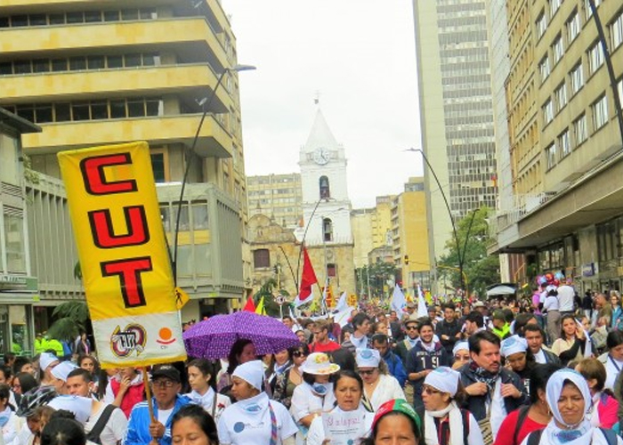 En Colombia no hay garantías para la paz