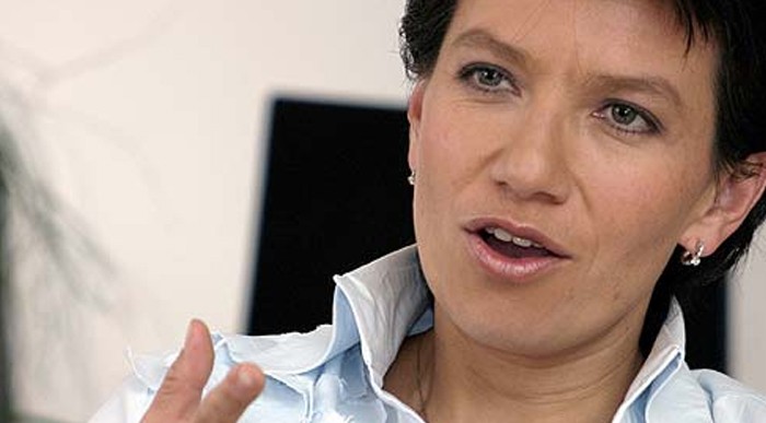  - 'No vamos a permitir que políticos mala leche tumben a la gobernadora del Putumayo”: Claudia López