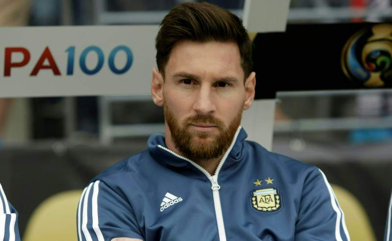Messi el pecho frío