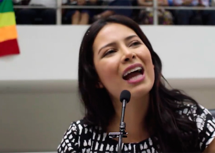 ¿Ahora los homosexuales son intocables?