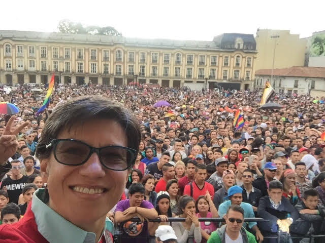 La celebración del Orgullo Gay de Claudia López