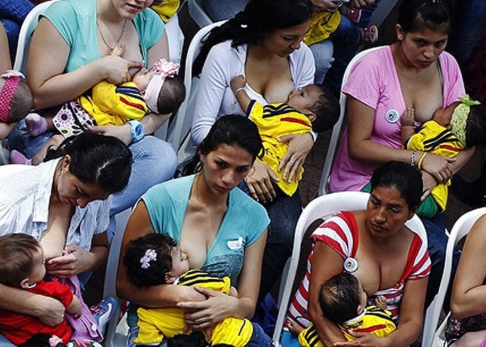 Rompiendo Mitos Si A La Lactancia Materna Y Que Sea En Publico Las2orillas