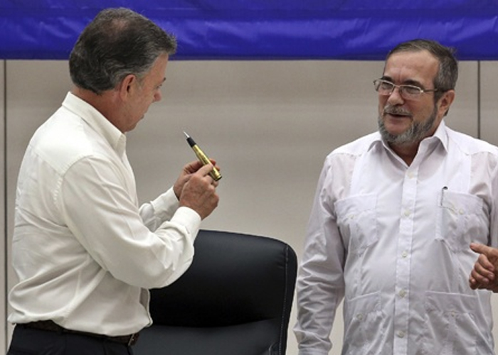 La firma de la paz y otras publicidades