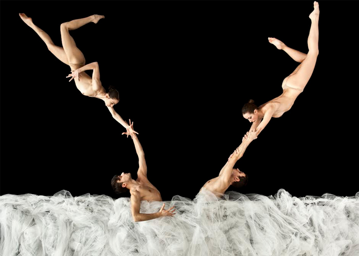 'La Divina Comedia' de Dante Alighieri: un sensual y acrobático viaje al paraíso