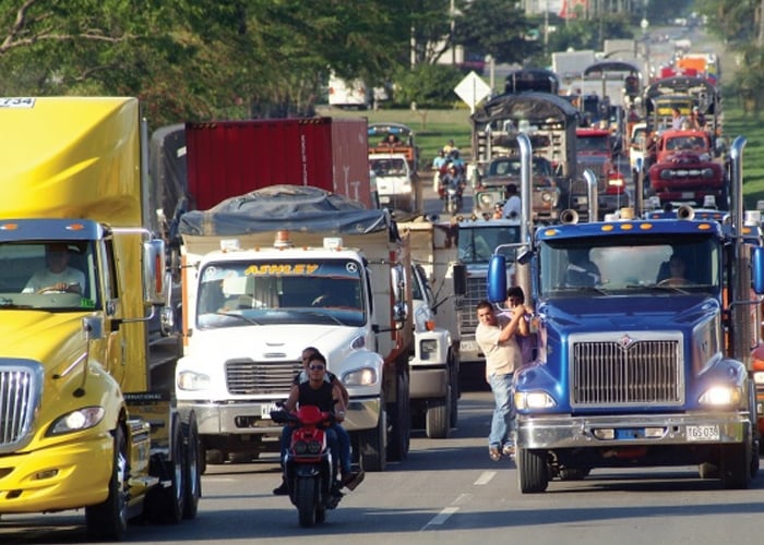 Que el cinismo Uribista no deslegitime el Paro Camionero