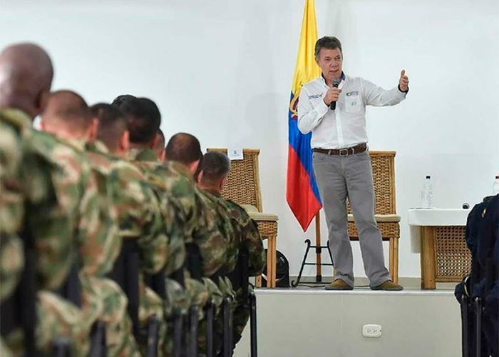 El último pulso de los militares con Santos: la orden a la tropa de cese al fuego