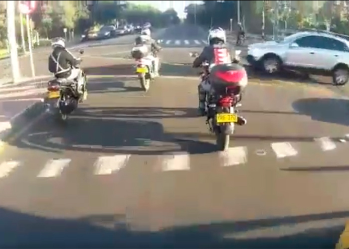 En video: asesino al volante atropella a motociclistas en Bogotá