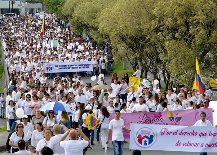 ¿La 'ideología de género' quiere acabar con la familia y los roles tradicionales?