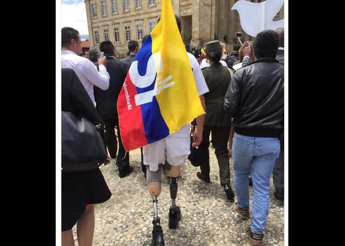 La falsa foto con que Martín Santos le hizo campaña a la paz