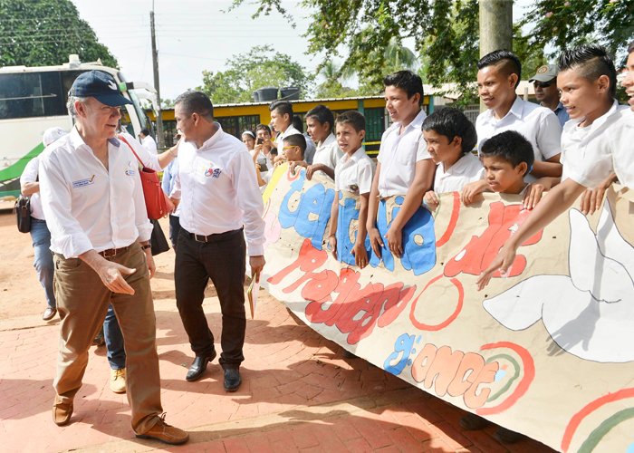 ¡Que el Presidente Santos firme la paz en Mapiripán!