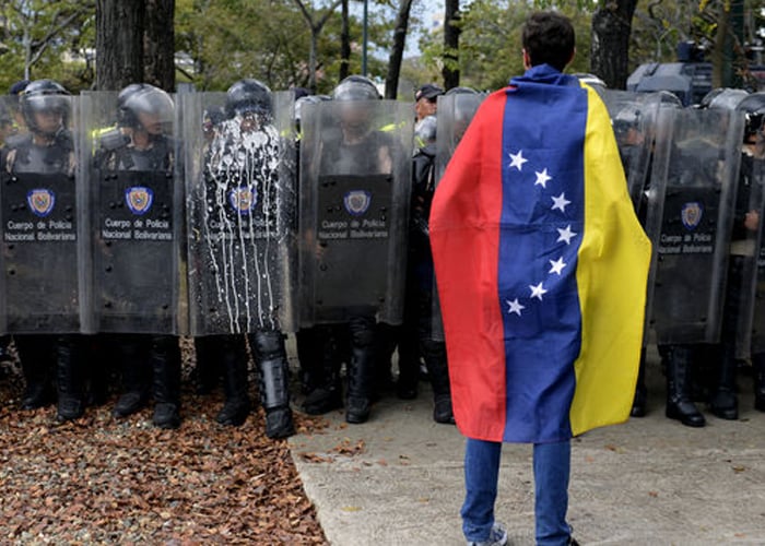Venezuela, la más grande cortina de humo