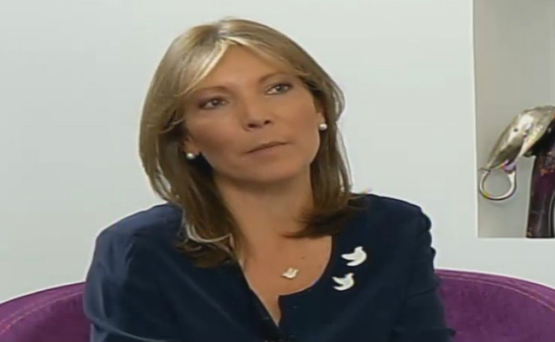 “Prefiero a los guerrilleros en el Congreso y no disparando en el monte”: Primera Dama