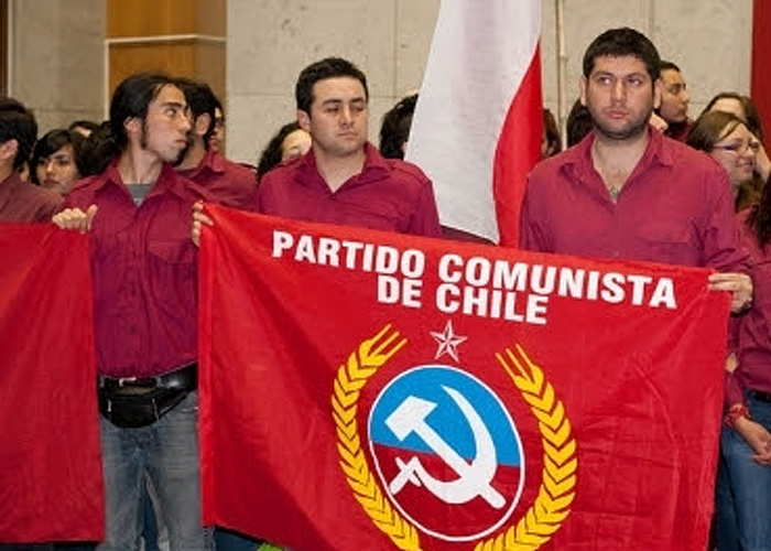 Izquierda chilena celebra la firma de los acuerdos de paz en Colombia