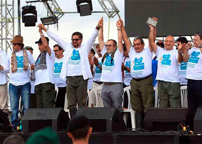 ¿Que discutieron las FARC en sesión cerrada durante los 7 días de la X Conferencia?