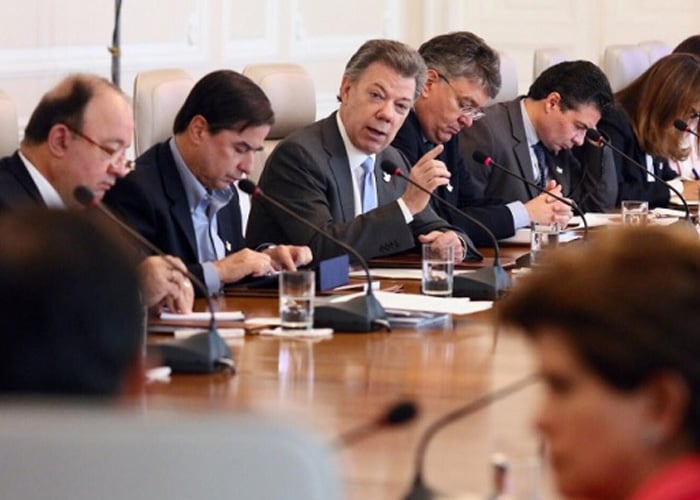 Las 10 salidas en falso del Gobierno Santos