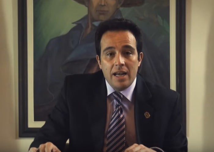 El Rector de la Universidad Colegio Mayor de Cundinamarca: del despilfarro al descaro